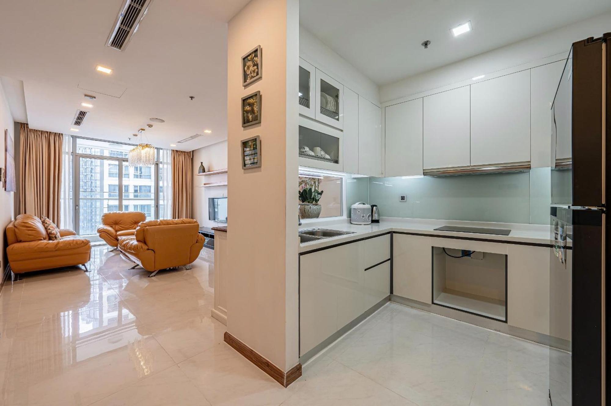 Căn hộ Urban Zen Saigon - Vinhomes Landmark 81 *
